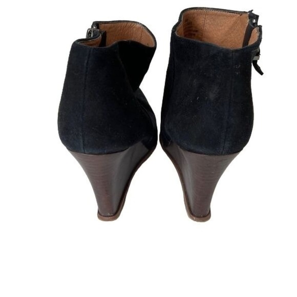 Halogen Wedge Booties Black Suede Zip Sides Selbi Almond Toe Shoes Size 8 M - Picture 4 of 11